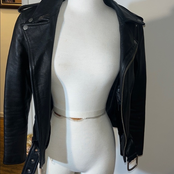 The Cast - Picture 10 of 12